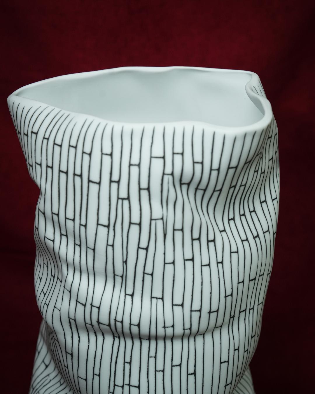 Plaka II Vase