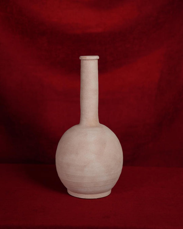 Talon Vase