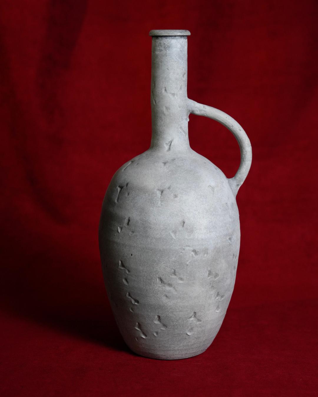 Corvin Vase