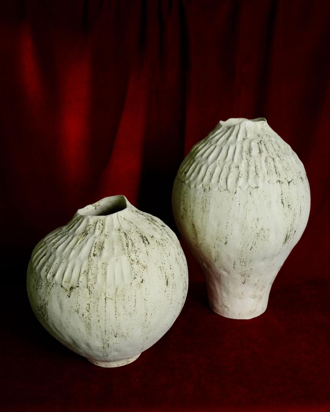 Litharia Amphora Vase