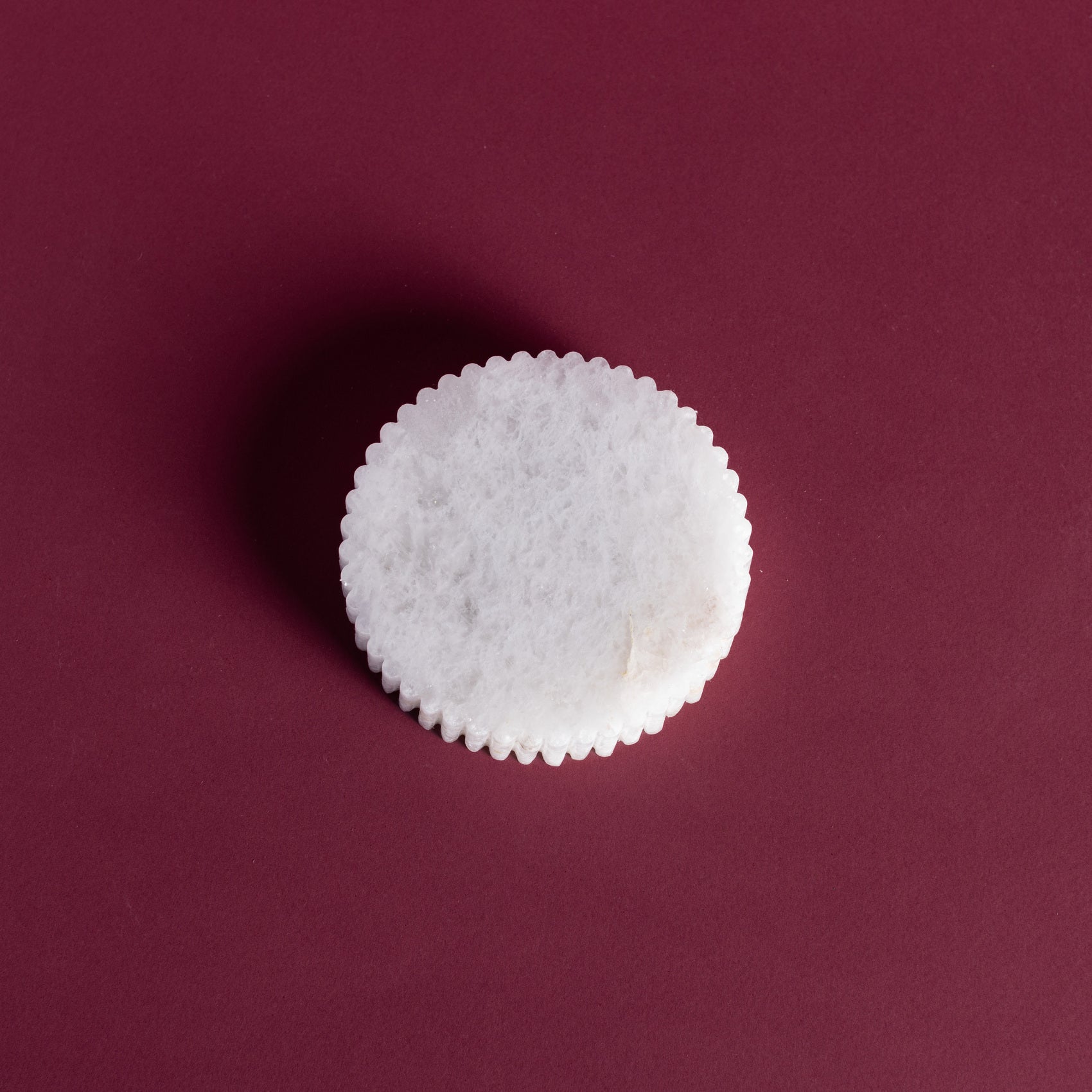 Meridian Minima Coaster - Round, Small (White Crystal)