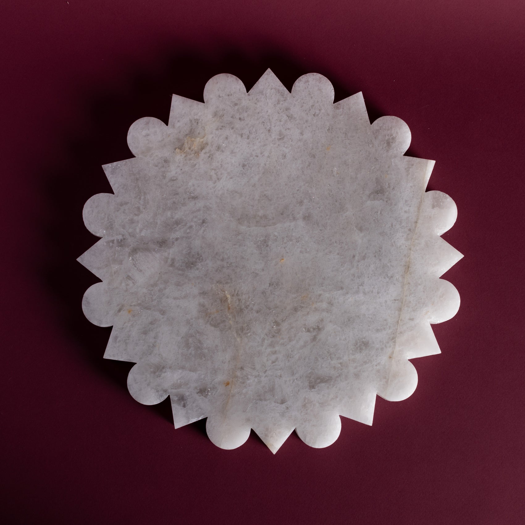 Meridian Oriente Tray – Round, Small (White Crystal)